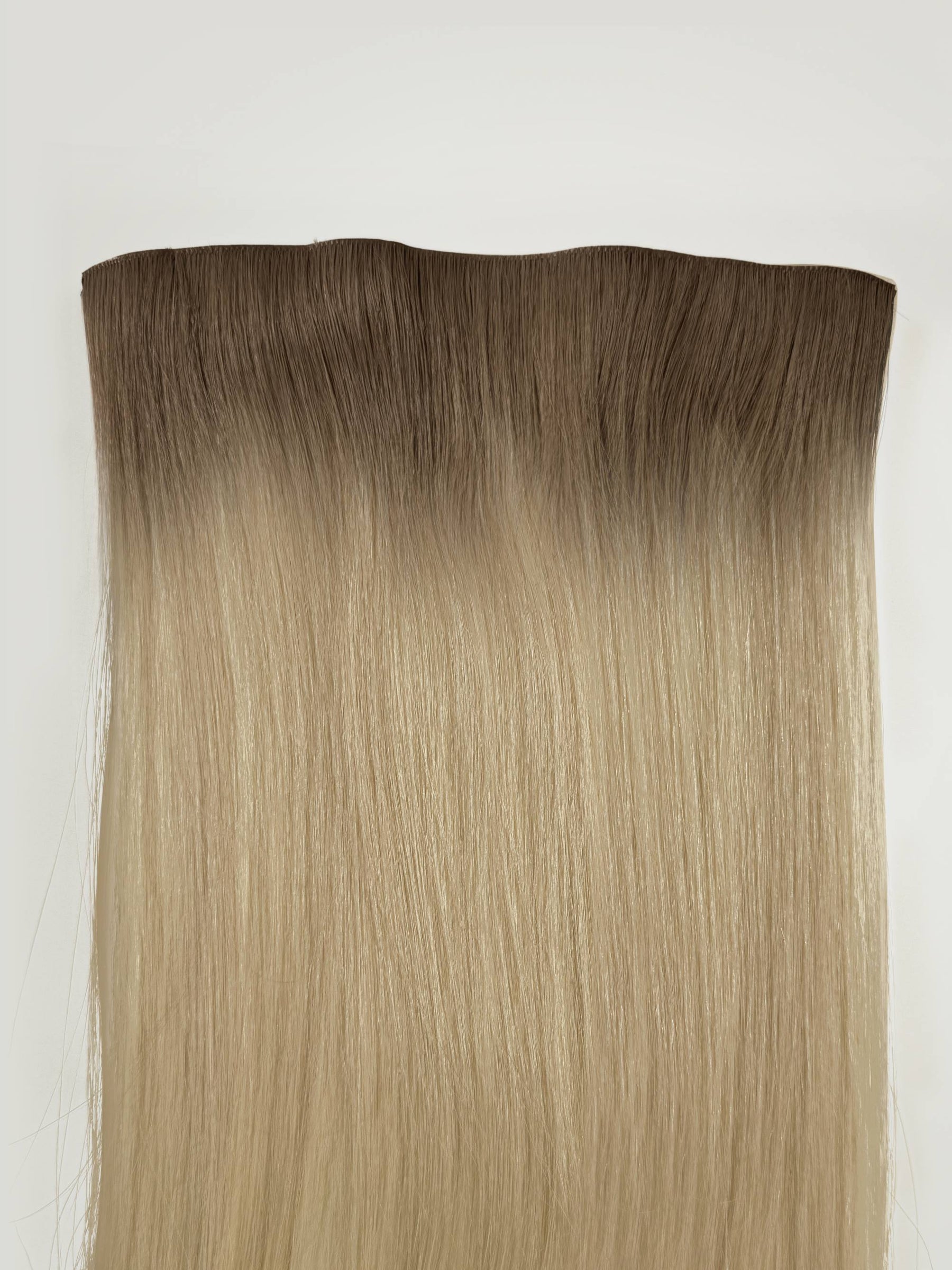 Rooted Beige Blonde