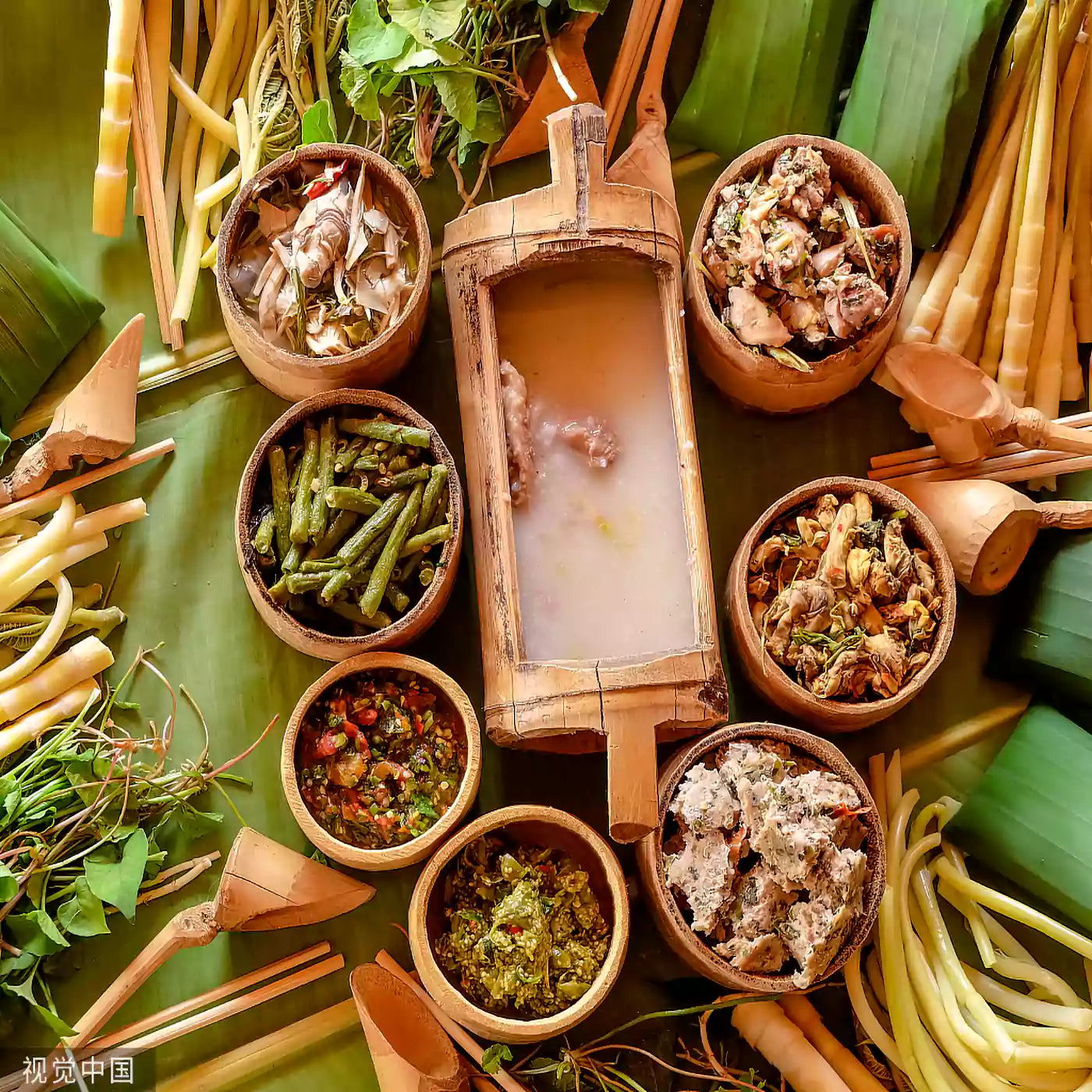 ETHNIC MINORITY DIET