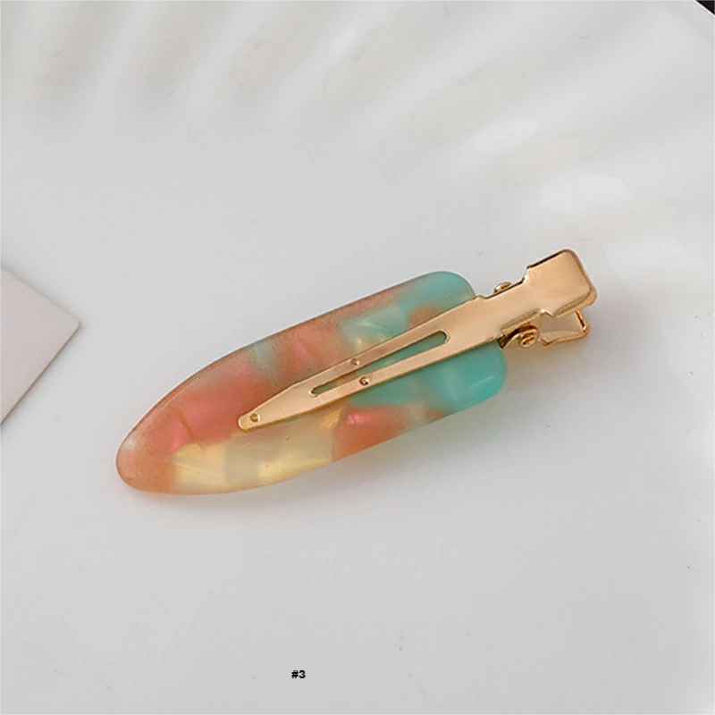 CLIPS IN